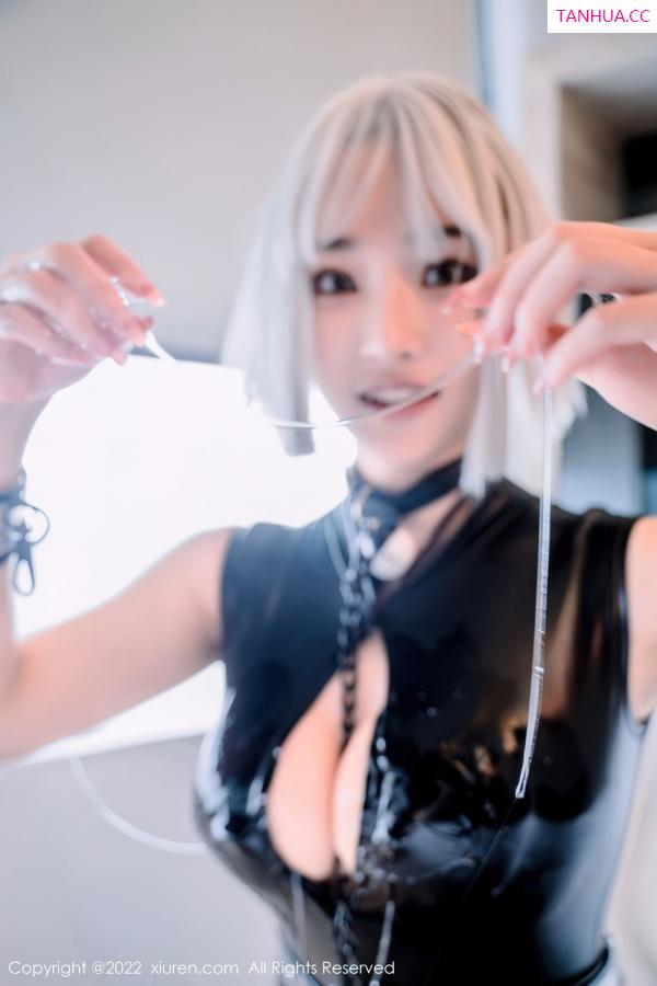 西门小玉  [XiuRen]高清写真图 2022.07.14 No.5272 西门小玉第32张图片